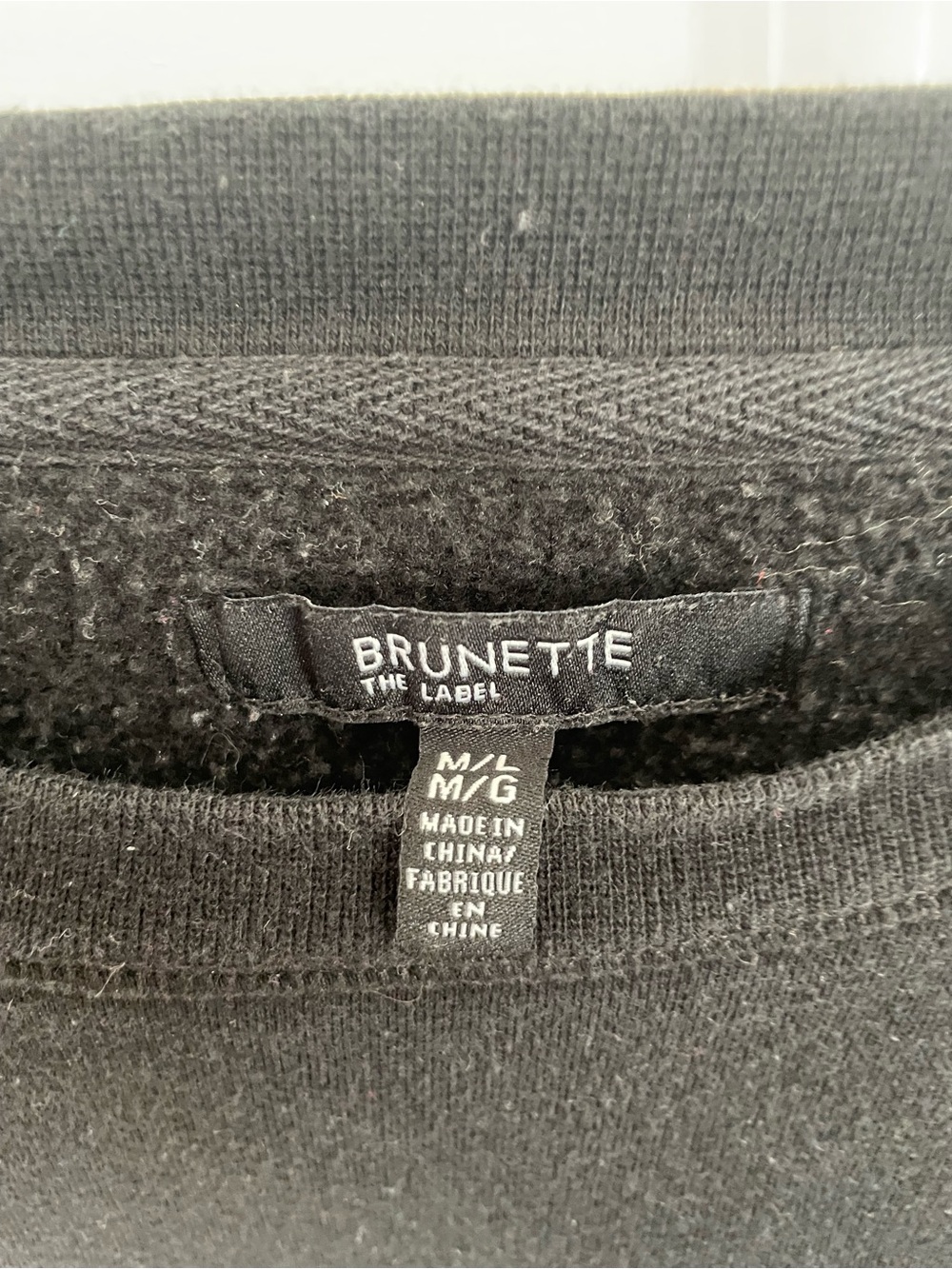 Super Cute “MAMA” Brunette the Label Blonde Sweatshirt (M/L) - Picture 4 of 6